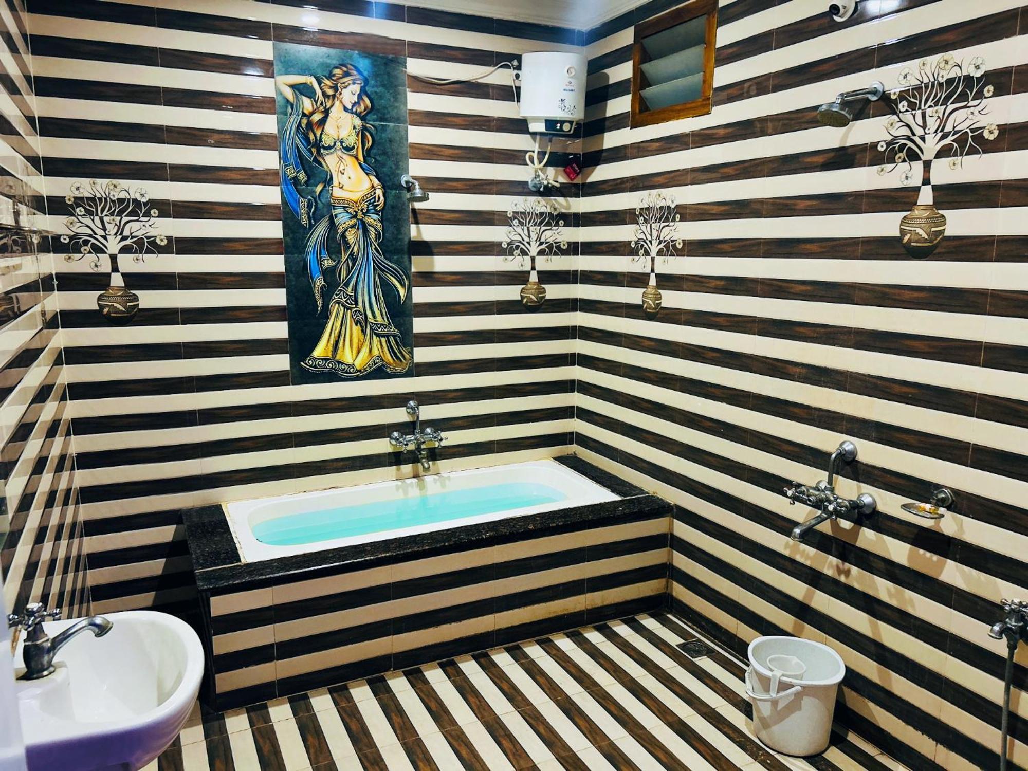 La Bay Luxury Beach Bungalow Пондичери Екстериор снимка